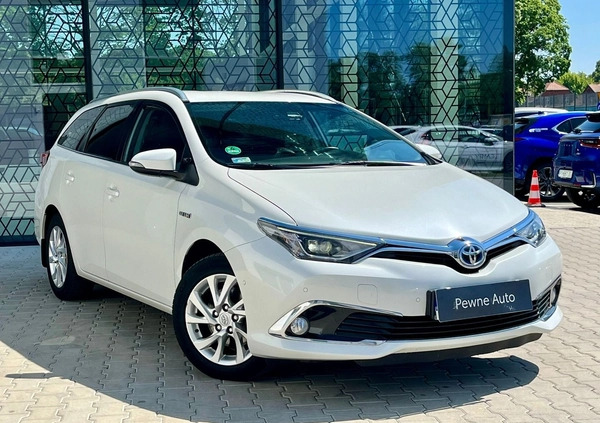 Toyota Auris cena 72900 przebieg: 161561, rok produkcji 2018 z Urzędów małe 596